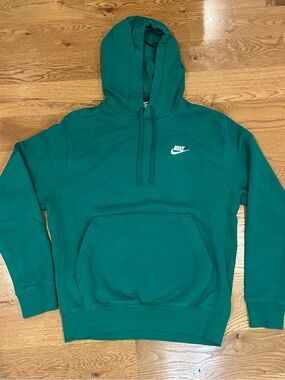 Nike Men's Green Hooded Pullover Sweatshirt